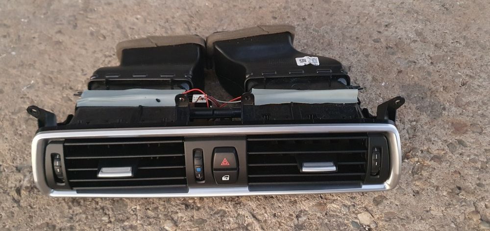 Grila de Aer Bord Centru BMW F07 GT Europa