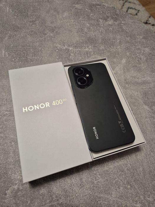 Honor 400 8GB RAM, 256 gb stocare