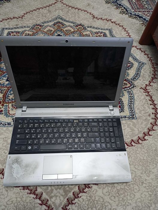 Samsung  RV590 срочно продается