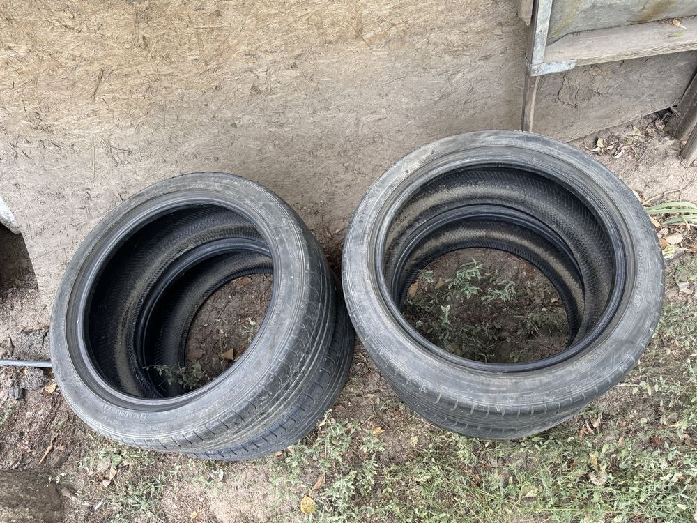 Шины 235/ 45 R18