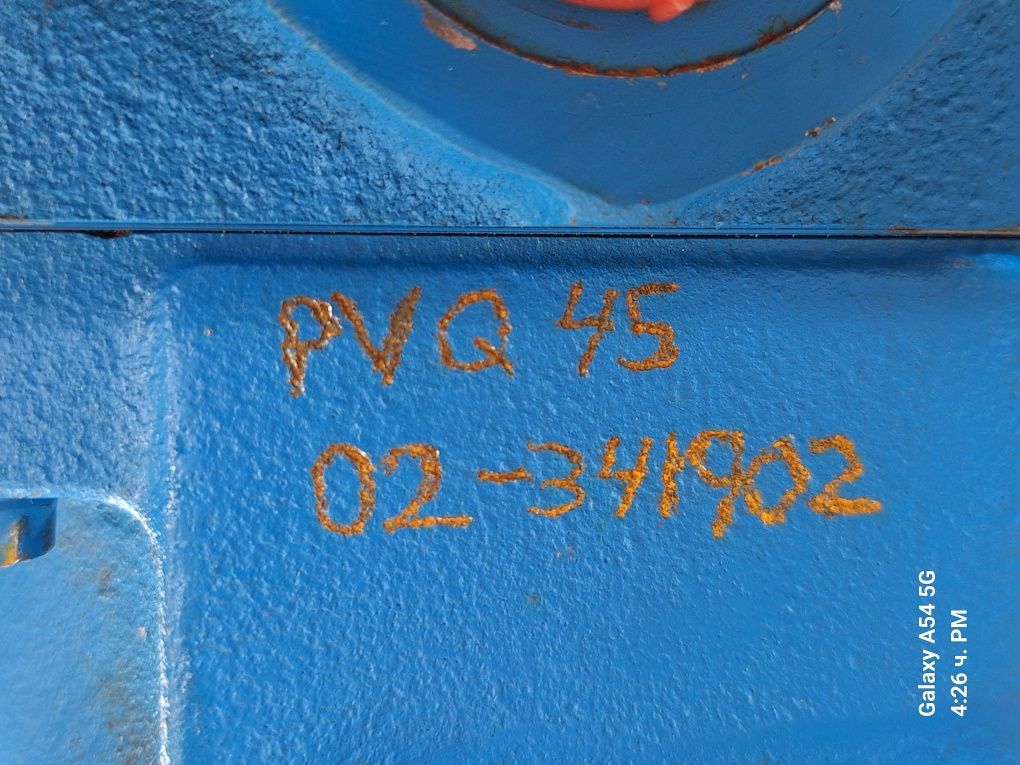 Бутална помпа Vickers PVQ 45