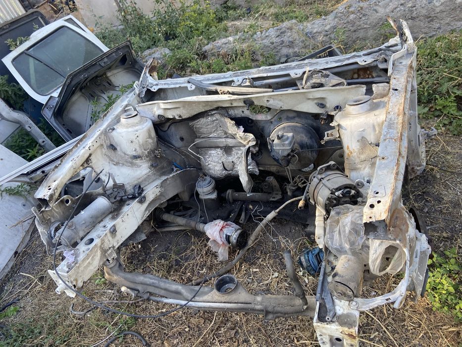 Гольф 3 по запчастям на продажу