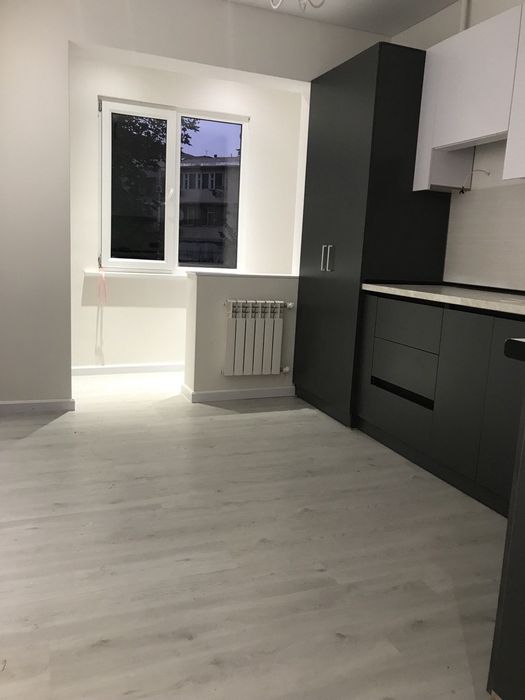 Kvartira sotiladi Yunsobod 14-mavze Faqat naqt