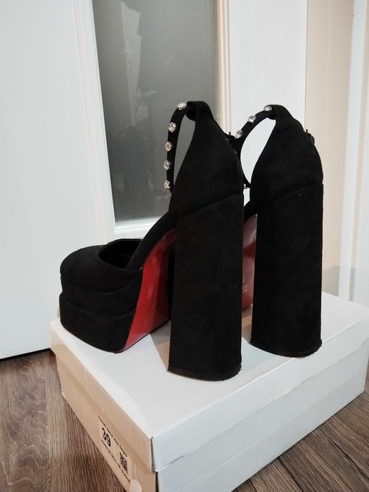 Кецове и обувки Stradivarius и други
