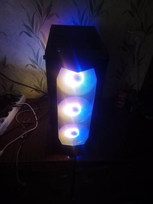 Игровой компьютер rx5600xt