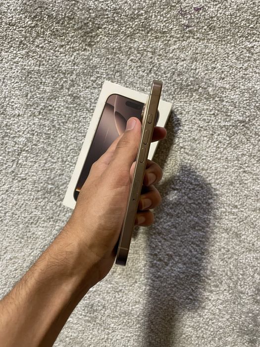 Iphone 16 pro/ 512 Gb/ Sim/ кор. док