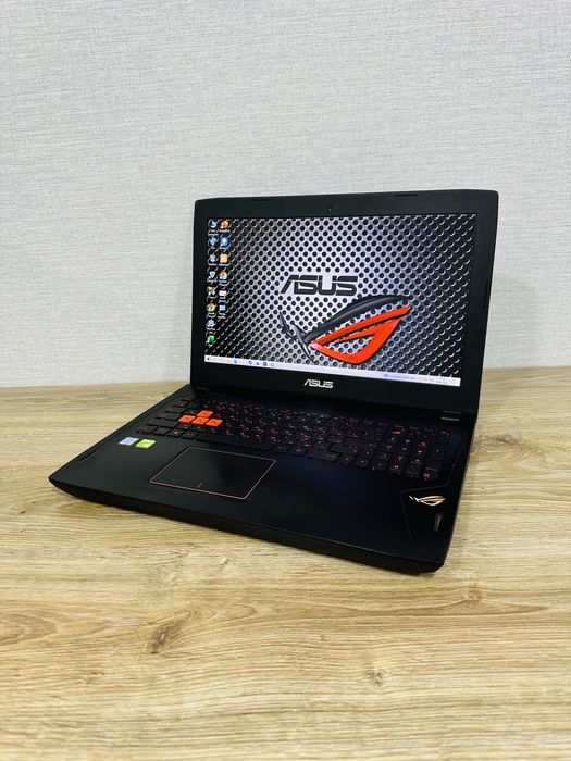 ASUS ROG Strix Core i7+GTX1070-8 ГБ Видеокарта Для Игр и Графики