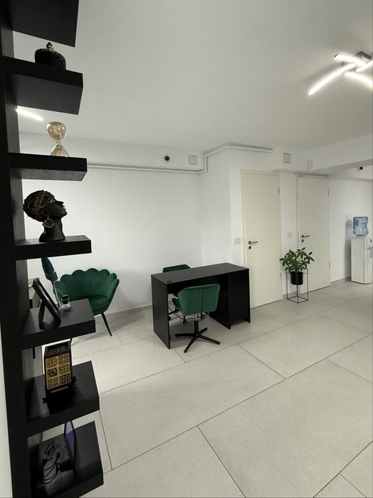 Post de manichiura Brasov - inchiriere