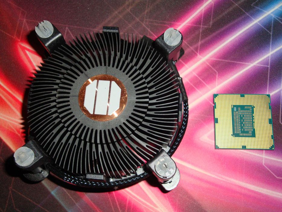 Procesor intel core i5 4670k 3.8 Ghz haswell socket 1150 + cooler nou
