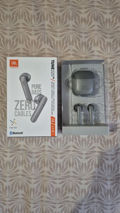 Bluetooth слушалки JBL Tune 225 TWS – Работят отлично