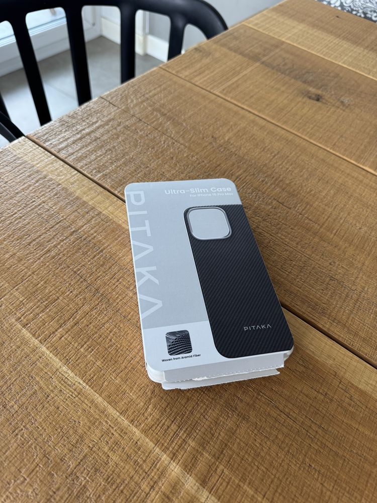 Нов кейс Pitaka за iPhone 16 pro max