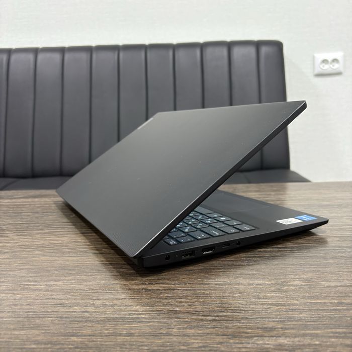Продается Lenovo ideapad i3 11gen 4/128/1000gb в отличном состоянии!