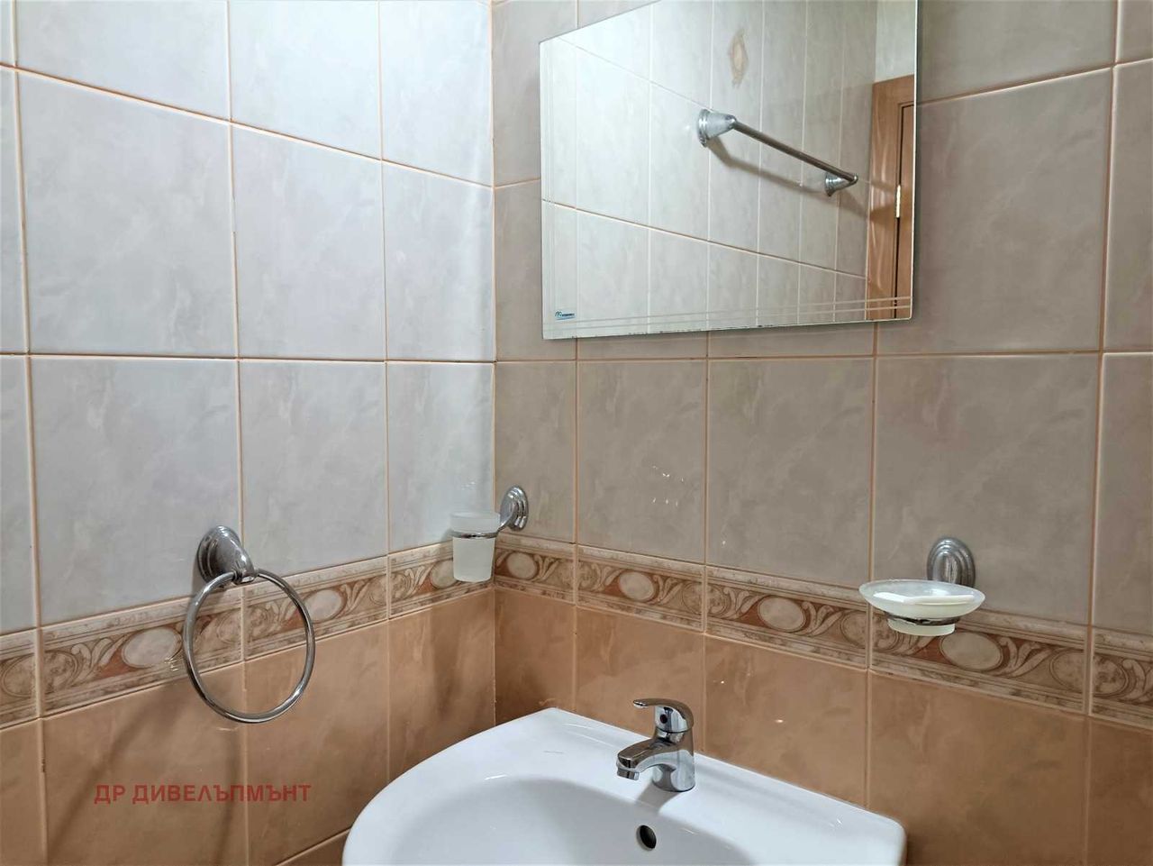 Дава се под наем Тристаен апартамент в Свети Влас - 91 кв.м за 305.49 € - Снимка #14