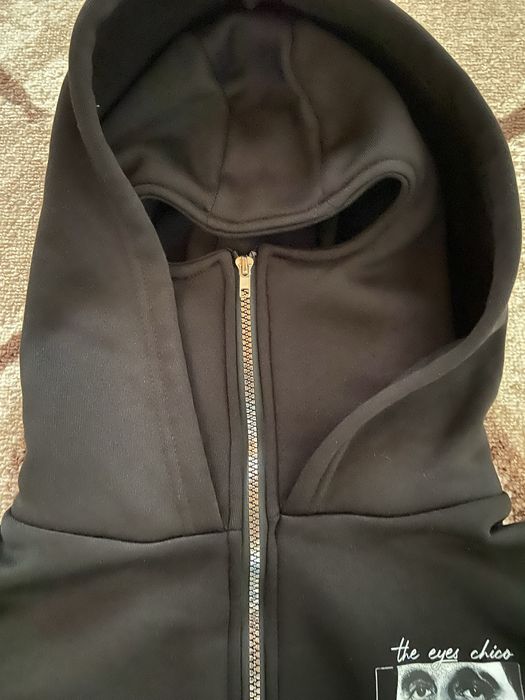 Худи с маска.