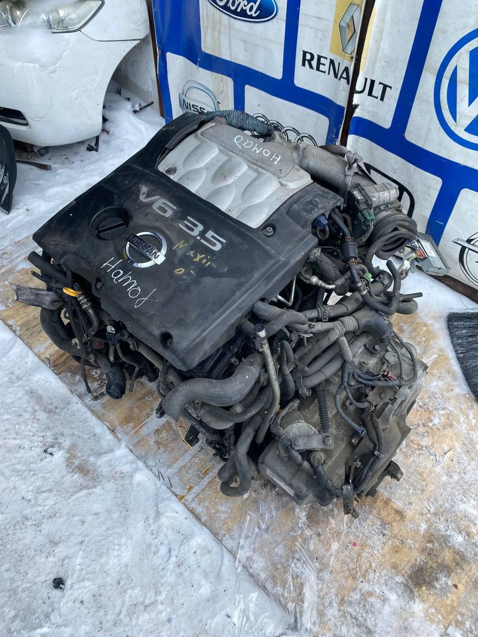 Двигатель VQ35DE Nissan Teana J31, объём 3.5 литра;