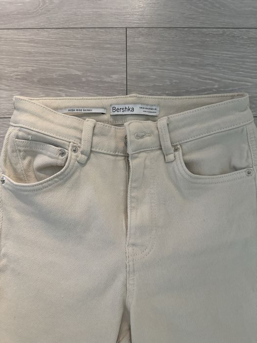 Blugi SKinny BERSHKA marimea 36 IMPECABILI