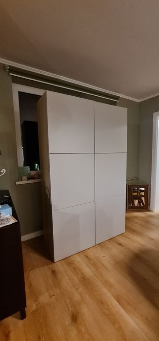 Vând dulap Ikea culoare stejar/gri, 120x42x193