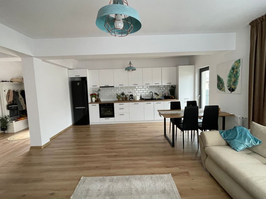 Casa pe parter single.