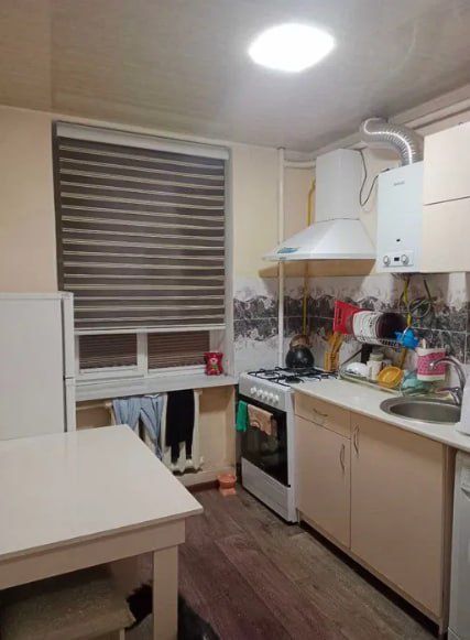 Срочно! Квартира на Новомосковская -Кардиология 1/2/5  общ пл 28м