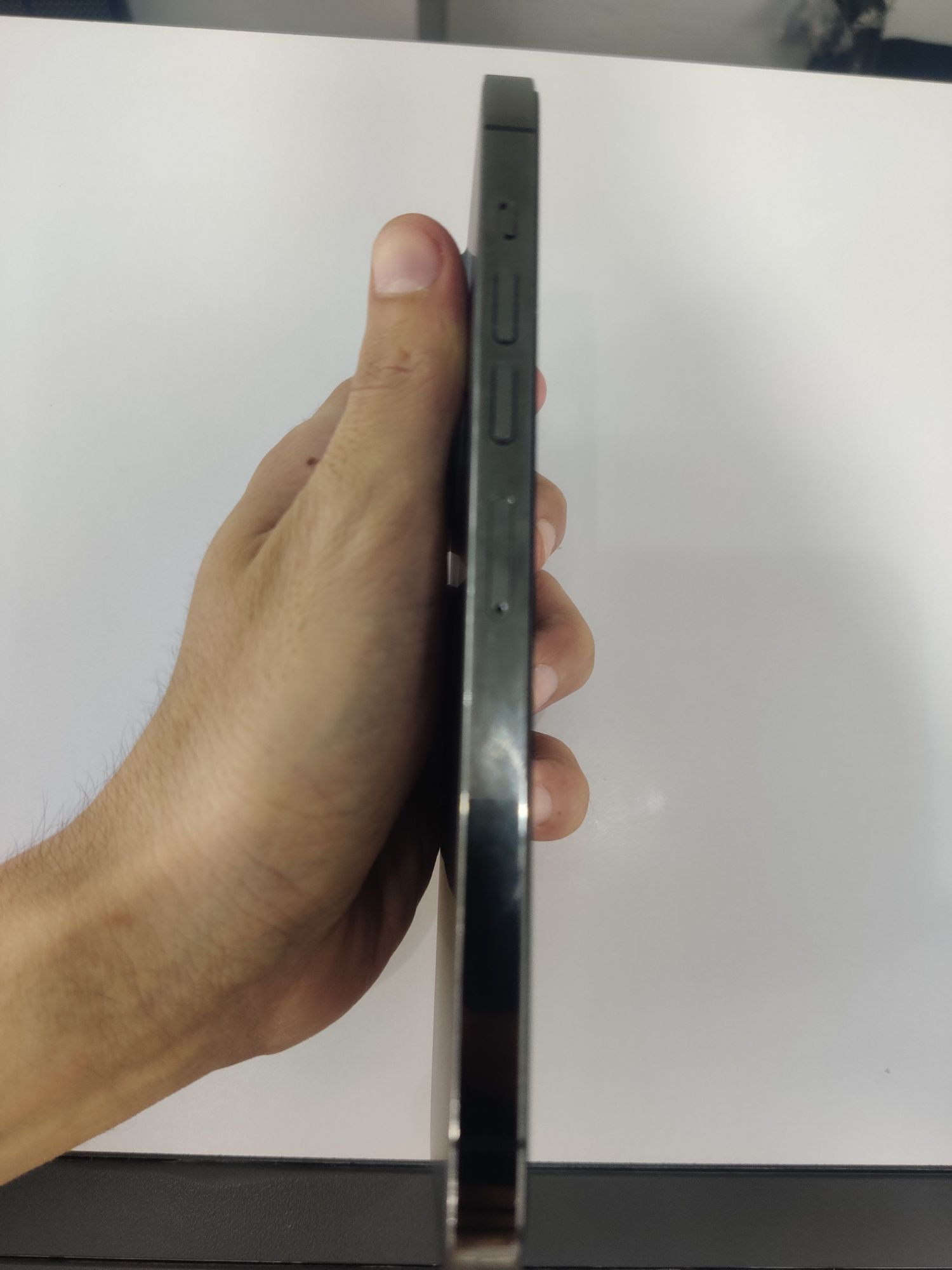 Iphone 13 promax 128 GB Srochna Sotiladi ideal yengi Turbo Sim