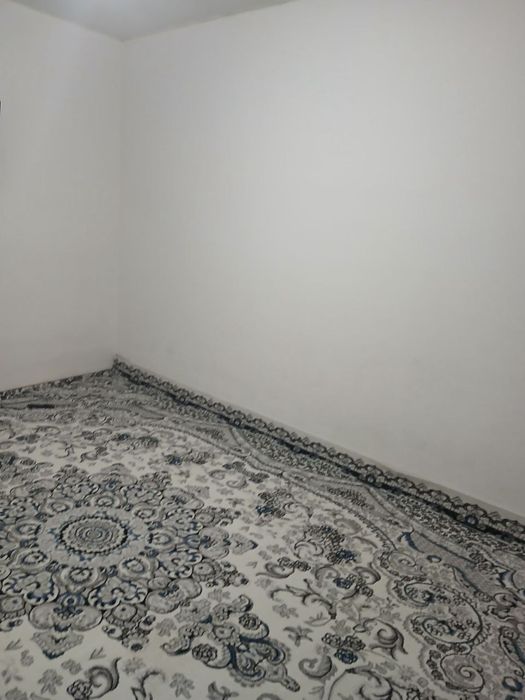 Уй сотилади, Назарбек