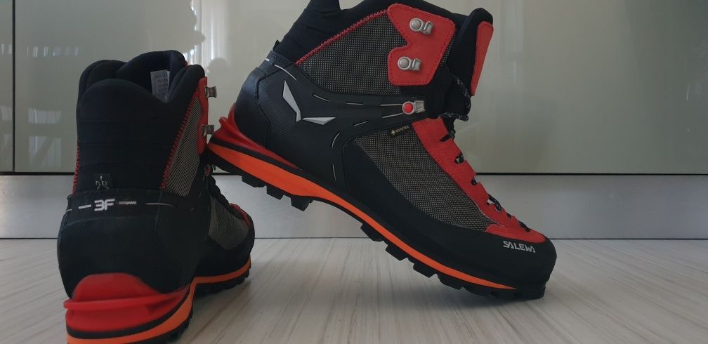 Salewa Crow Gore - Tex Vibram 46/30см. НОВО! ОРИГИНАЛ! Мъжки обувки!