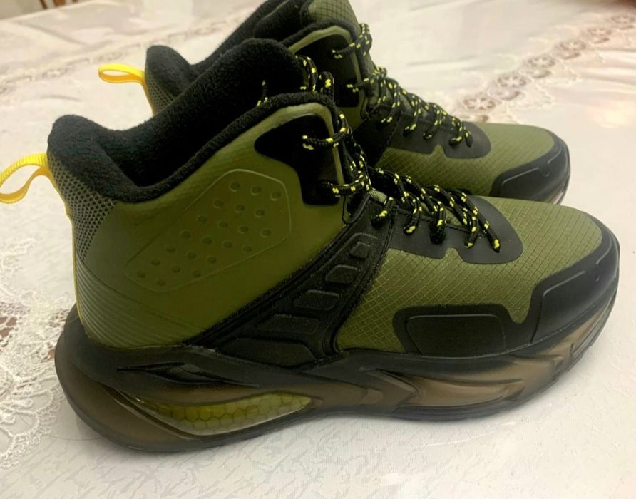 Кроссовки зимние, мужские