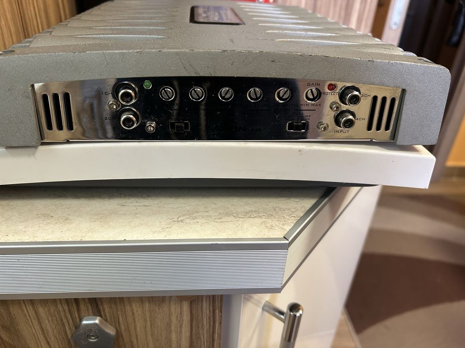 Четири канален усилвател