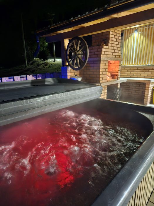 Cabana de inchiriat-Pârtia ski baisoara / Buscat/ Ciubăr/Jacuzzi/Atv