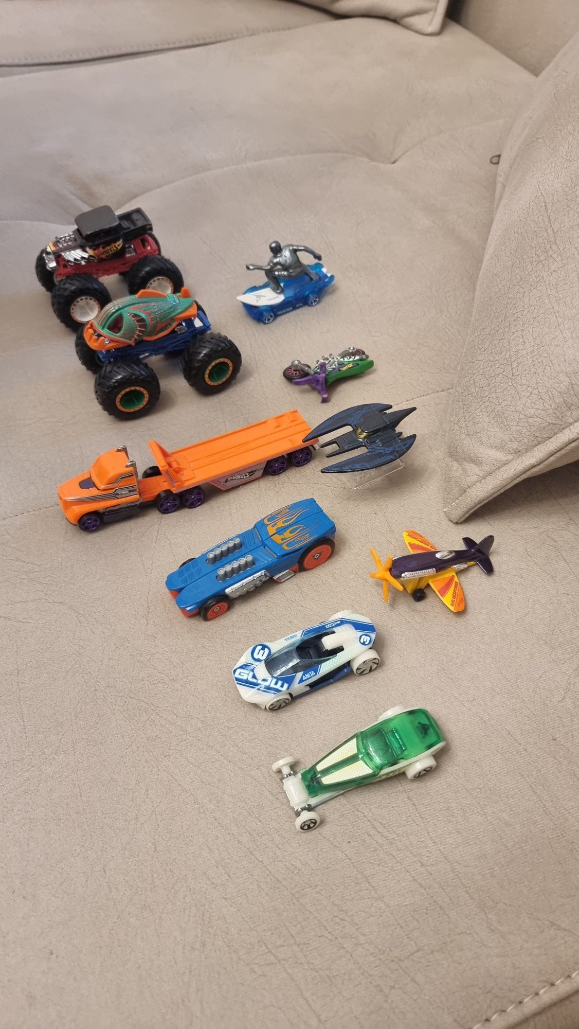 Hot Wheels колекция колички