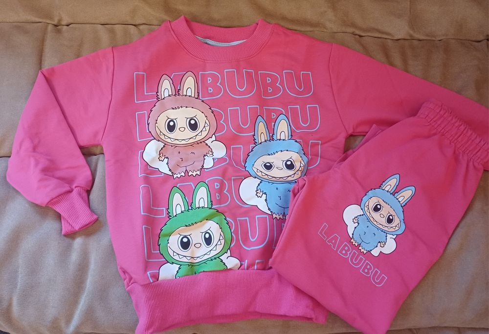 Детски комплекти момиче 98 104 110 Стич Лабубу