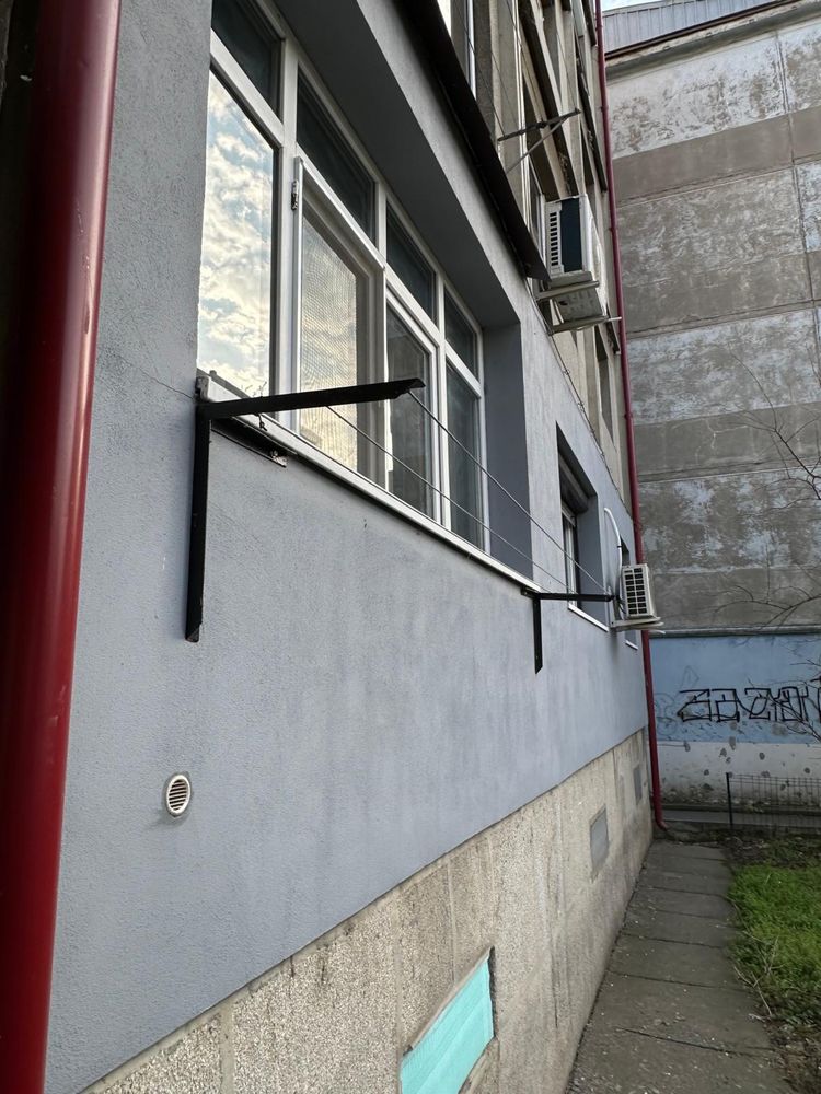 Aparatament 2 camere decomandat Craiovita Noua , parter