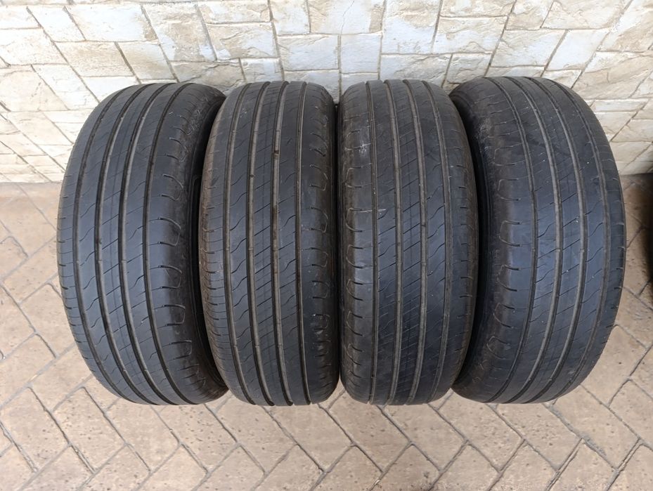 Летни гуми Good year 215/60/17 Efficient Grip 2 dot 4123