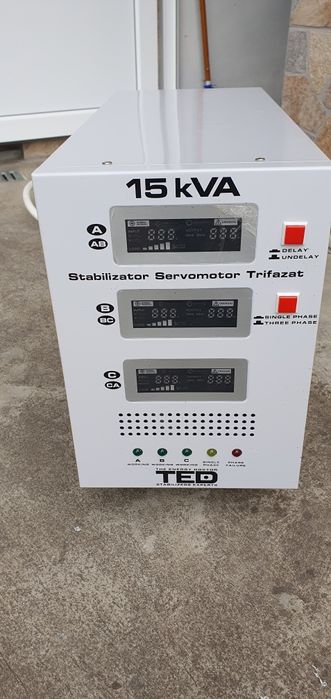 stabilizator  de tensiune trifazic