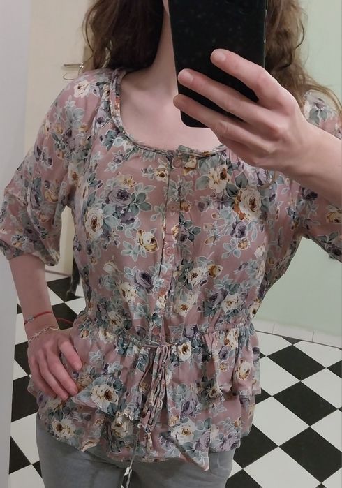 Дамски блузки тип риза