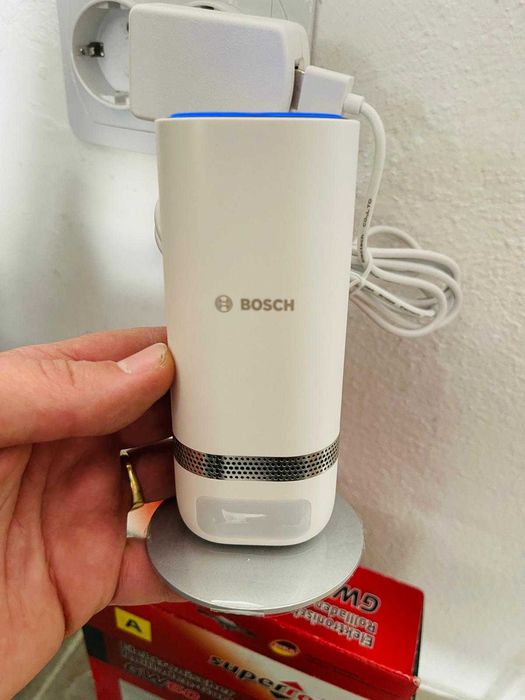 Cameră interior Bosch Eyes Indoor Camera 2 compatibilă cu Amazon Alexa