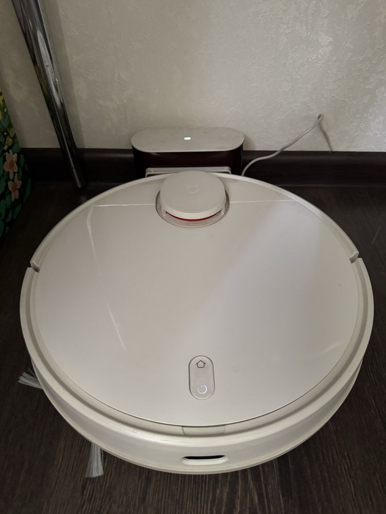 Продам робот-пылесос Xiaomi Mi Mop P