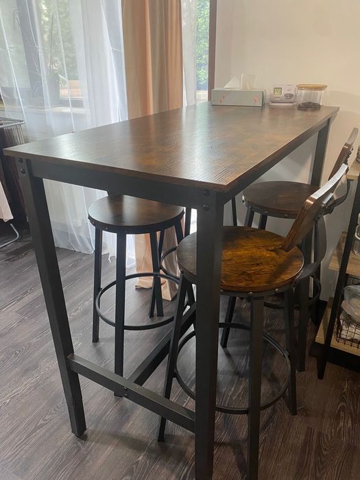 Masa si scaune tip bar