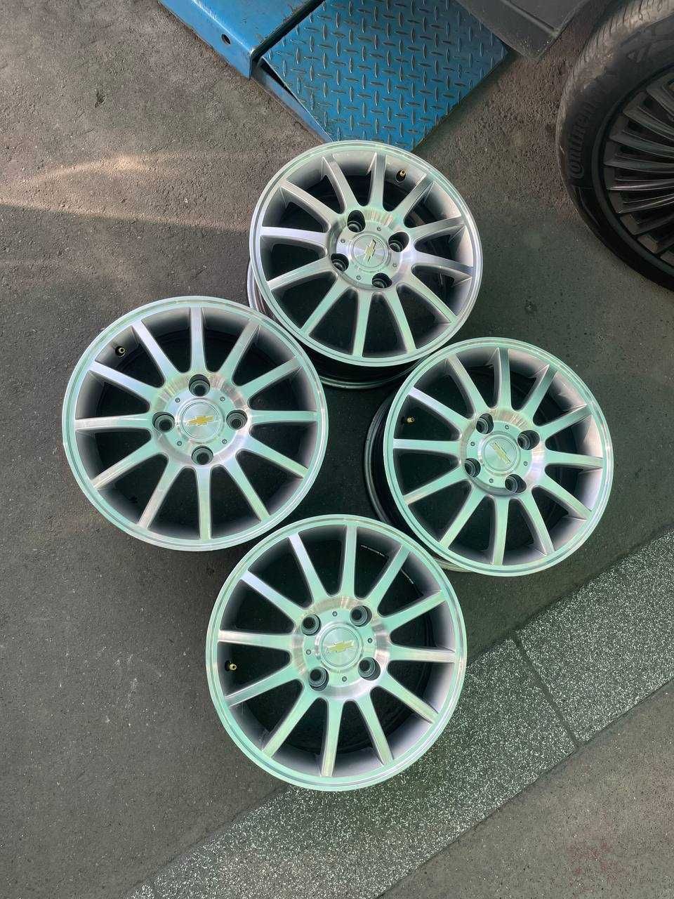 Optra Saka Diska 15R 4/114.3 6J