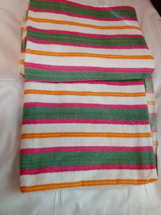 Льняные простыни, материал на простыни, скатерти