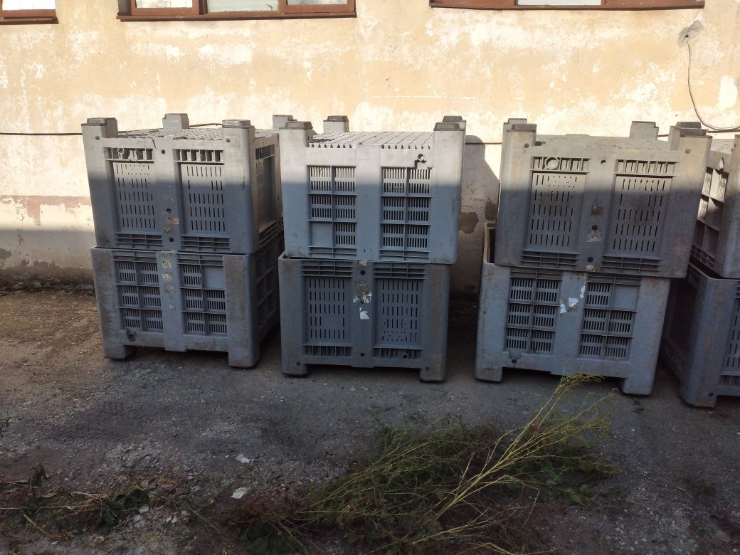 Butoaie tablă plastic 220 l 120 l stâlpii beton italia box paleti plas