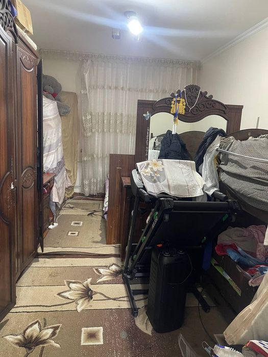 Yashnabod tumanida 2 xonali kvartira srochniy narxlada sotiladi