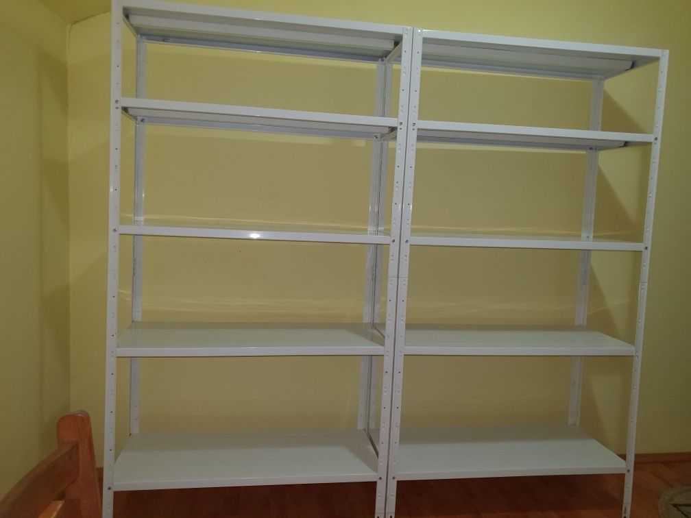 De vanzare rafturi din metal