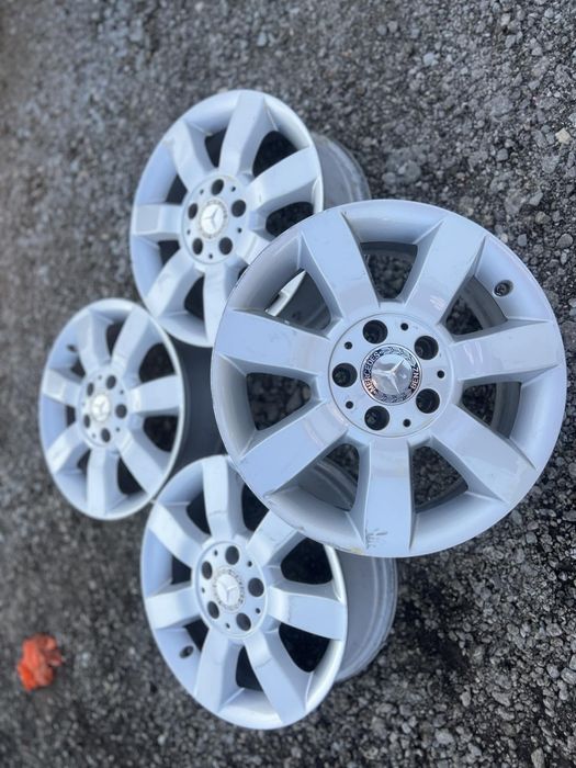 Оригинални джанти Мерцедес 5/112 Mercedes A klasse,B klasse 5x112

Упо