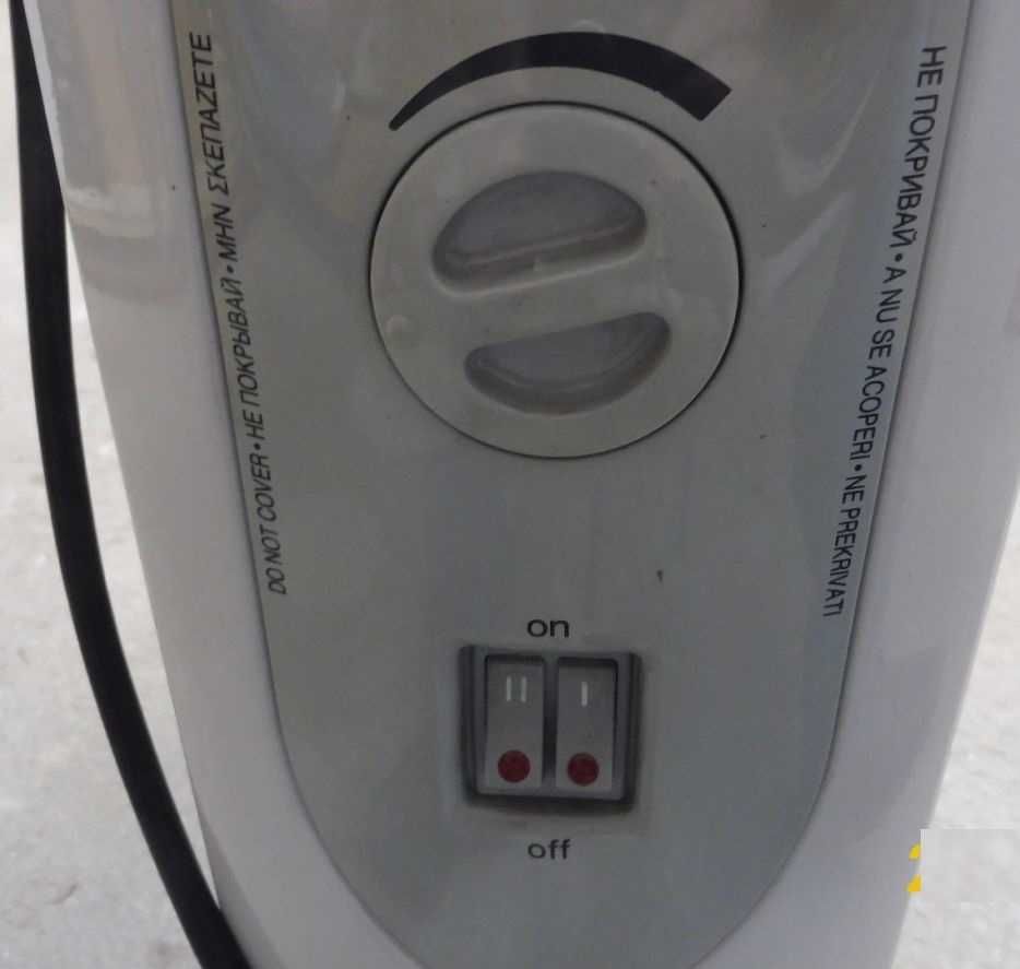 Електрически маслен радиатор Tesy D02 3014, 3000W, 79 лв