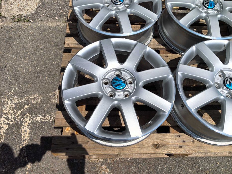 17 цола 5 х 112 мм Фолксваген Голф Джи Ти Ай / Ер 32 -6 Инча / ЕТ 48,5