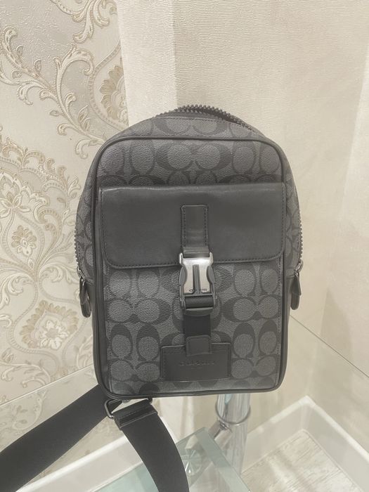Продам сумку Coach оригинал