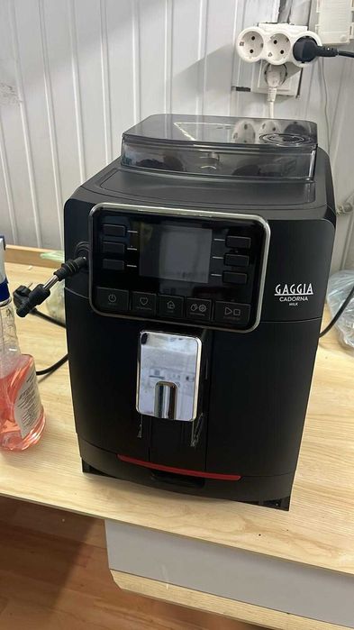 Espressor automat Gaggia Cadorna Milk, 10 bauturi , Negru.