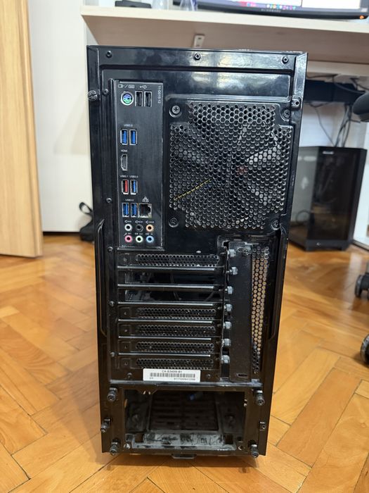 Intel I9 9900K +carcasa, placa de baza si Rami