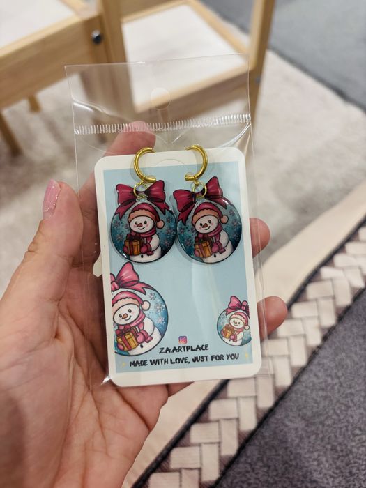 Коледни ръчно направени обици